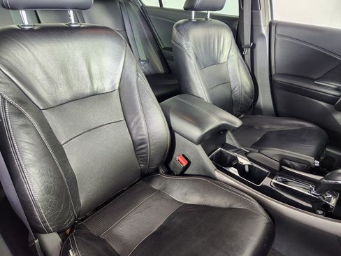 Used 2016 Honda Accord Sport image 10