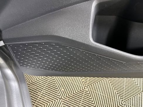 Used 2023 Volkswagen Jetta S image 29