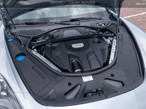 Used 2019 Porsche Panamera RWD image 39