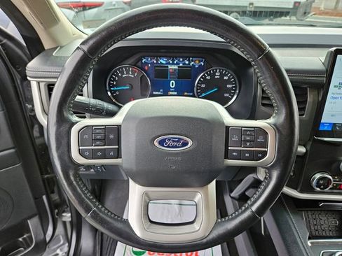 Used 2023 Ford Expedition Max XLT image 25