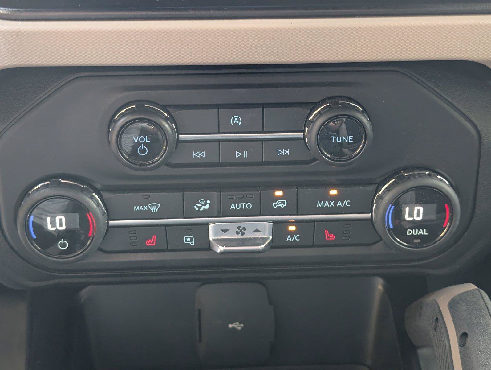 Used 2021 Ford Bronco Big Bend AWD/4WD image 24