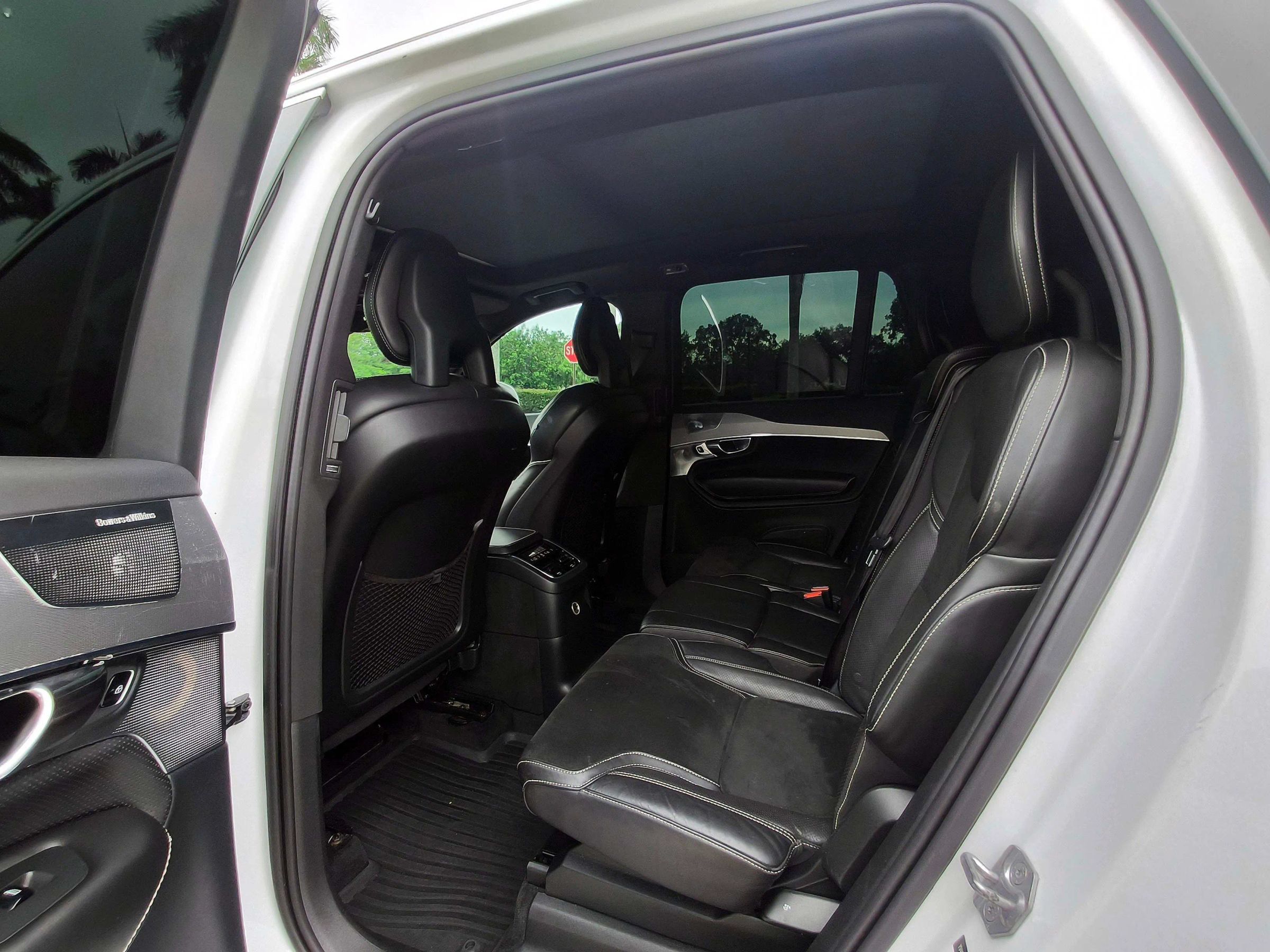 Used 2016 Volvo XC90 T8 R-Design AWD/4WD image 14