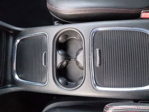 Used 2018 Dodge Grand Caravan GT image 19