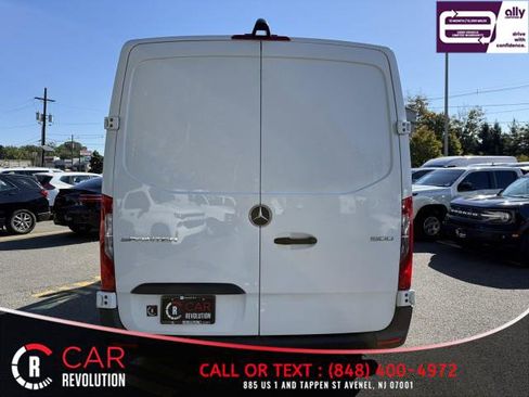 Used 2023 Mercedes-Benz Sprinter 1500 w/ Parking Package image 6