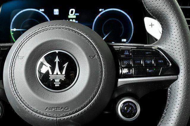 New 2025 Maserati Grecale Folgore AWD/4WD image 12