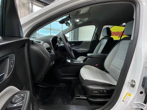 Used 2022 Chevrolet Equinox LT FWD image 10