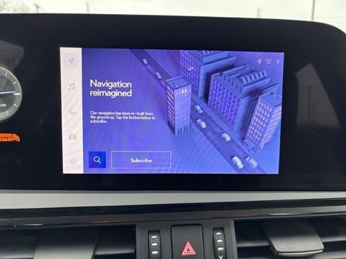 Used 2023 Lexus ES 350 w/ Premium Package image 18