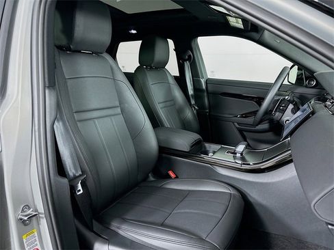 Used 2026 Land Rover Range Rover Evoque S image 28