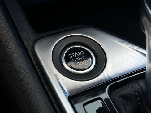 Used 2024 Nissan Sentra SV FWD image 22
