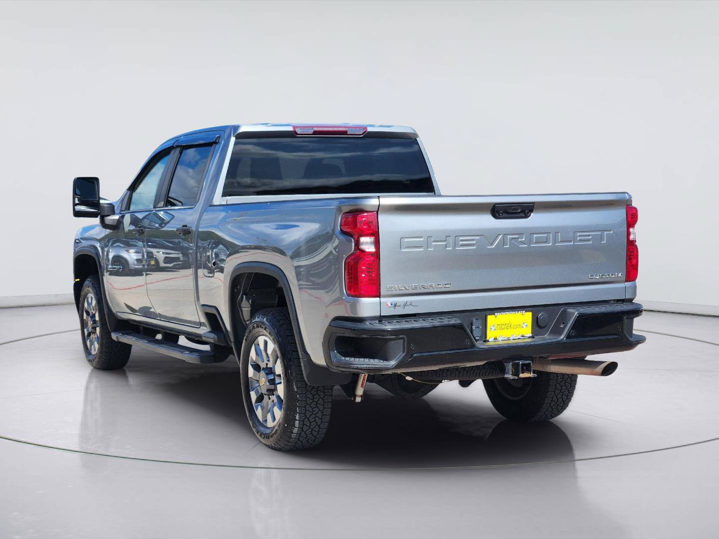 Used 2024 Chevrolet Silverado 2500 Custom w/ Custom Convenience Package AWD/4WD image 7