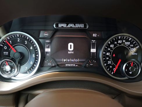 Used 2022 RAM 1500 Laramie w/ Laramie Southwest Edition RWD image 30