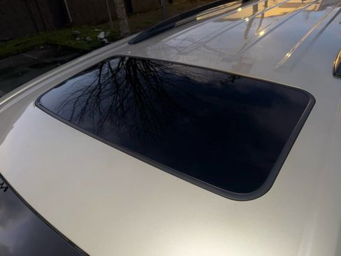 Used 2014 Toyota Sienna XLE image 24