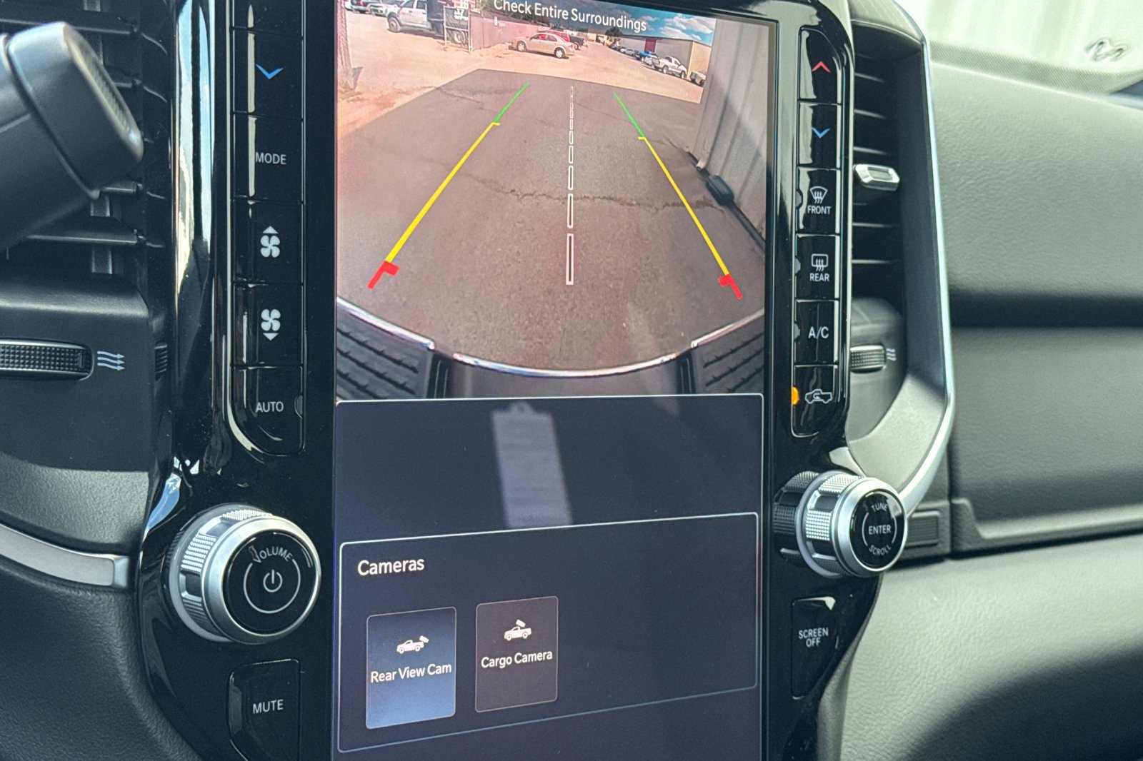 New 2027 RAM 3500 Big Horn AWD/4WD image 18