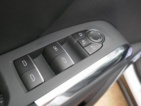 New 2026 Chevrolet Traverse RS image 25