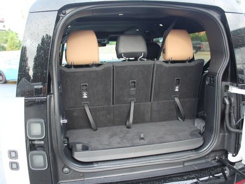Used 2026 Land Rover Defender 130 V8 AWD/4WD image 31