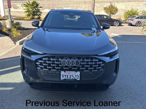 Used 2025 Audi Q5 Premium AWD/4WD image 2