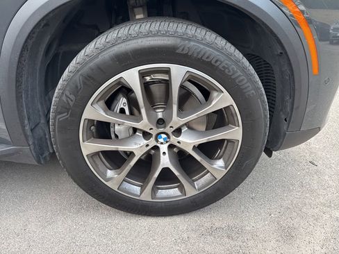 Certified 2024 BMW X5 sDrive40i image 3