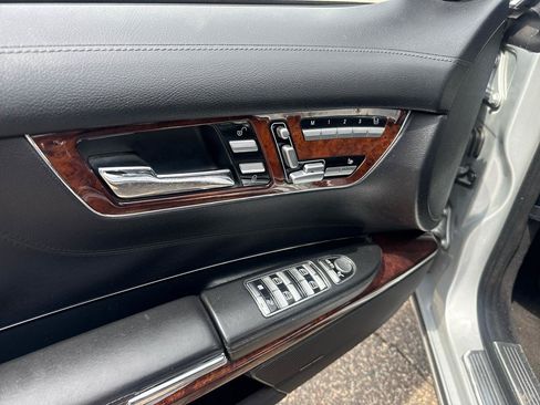 Used 2007 Mercedes-Benz CL 550 image 11
