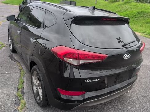 Used 2016 Hyundai Tucson Limited w/ Option Group 03 AWD/4WD image 6