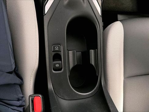 Used 2023 Toyota Corolla LE w/ LE Premium Package FWD image 27