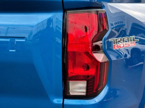 Used 2023 Chevrolet Colorado Trail Boss w/ Technology Package image 46