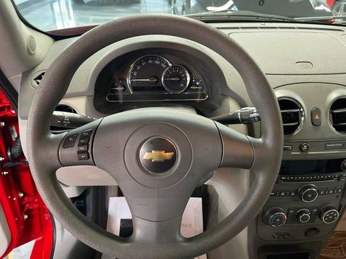 Used 2009 Chevrolet HHR LT FWD image 29