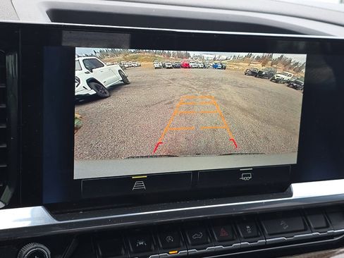 Used 2022 Chevrolet Silverado 1500 LT w/ Z71 Off-Road Package image 25