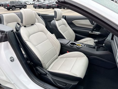 Used 2024 Ford Mustang Premium image 26