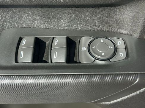 Used 2025 Chevrolet Silverado 2500 Custom w/ Custom Convenience Package image 30