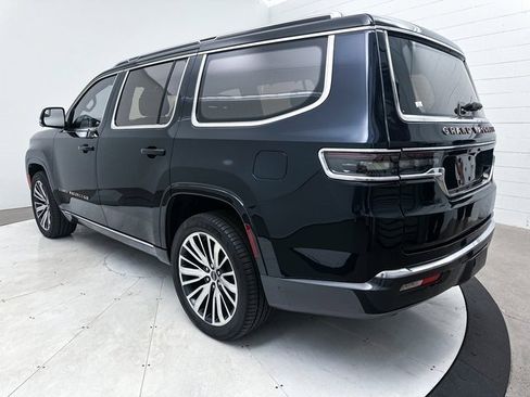 Used 2022 Jeep Grand Wagoneer Series III image 17