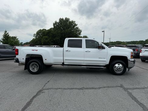 Used 2019 Chevrolet Silverado 3500 LTZ w/ Duramax Plus Package AWD/4WD image 8