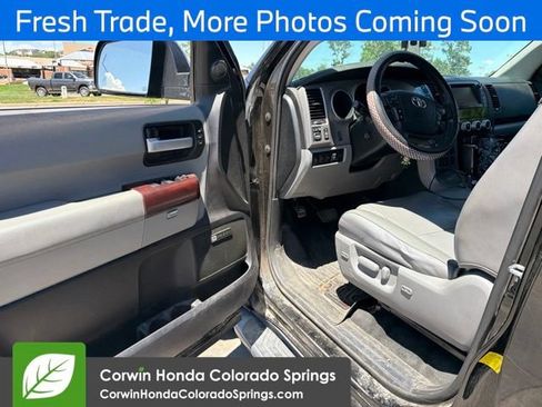Used 2013 Toyota Sequoia Platinum AWD/4WD image 9