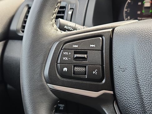 Used 2025 Honda Ridgeline RTL image 18