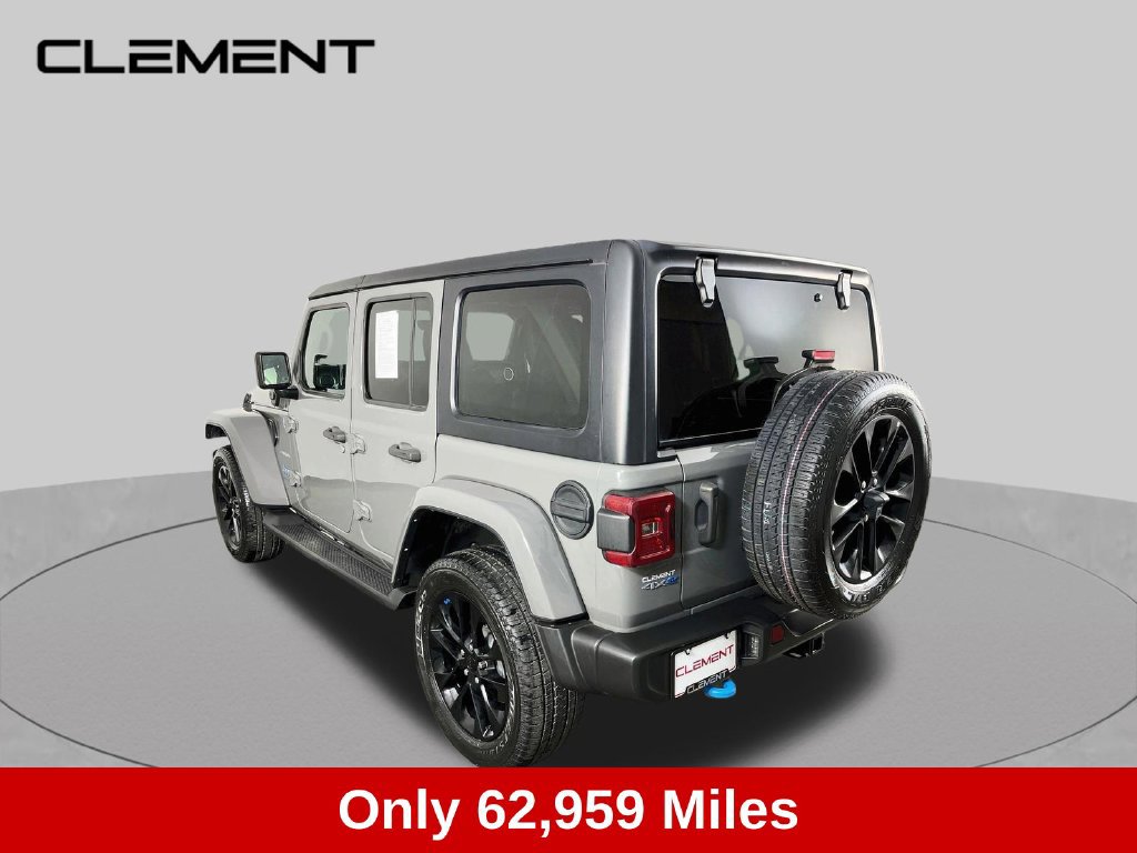 Used 2023 Jeep Wrangler Unlimited Sahara w/ Cold Weather Group AWD/4WD image 8