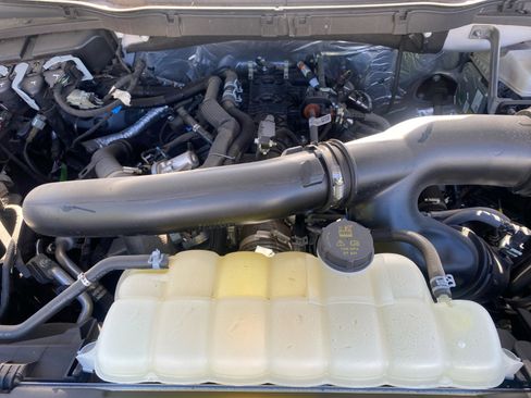 New 2025 Ford F150 XLT w/ Equipment Group 302A MID image 21