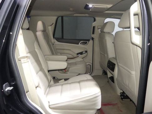 Used 2019 GMC Yukon Denali w/ Denali Ultimate Package AWD/4WD image 28