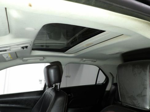 Used 2011 Chevrolet Equinox LTZ image 10