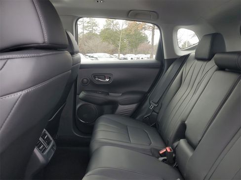 Certified 2025 Acura ADX FWD image 13