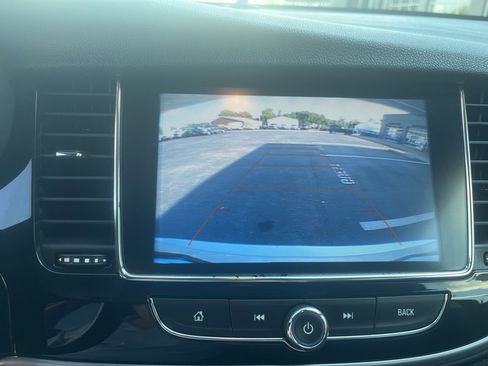 Used 2020 Buick Encore Preferred w/ Safety Package image 17