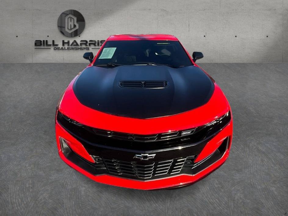 Used 2019 Chevrolet Camaro SS RWD image 2