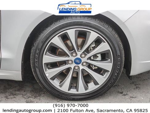 Used 2019 Ford Fusion SE image 9