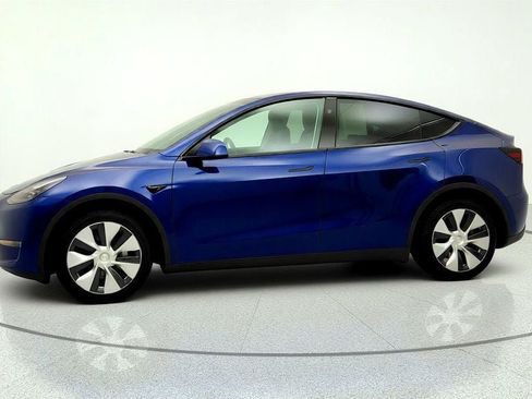 Used 2023 Tesla Model Y Long Range AWD/4WD image 8