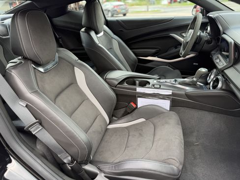 Used 2023 Chevrolet Camaro SS RWD image 28