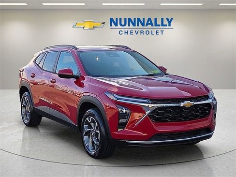 New 2026 Chevrolet Trax LT image 7