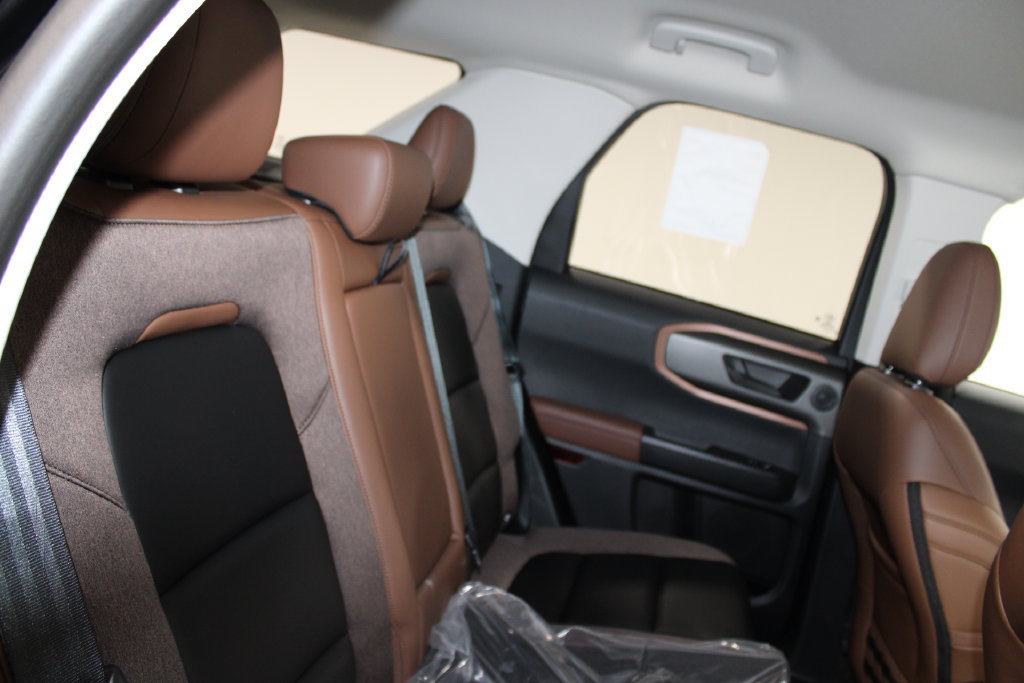 New 2026 Ford Bronco Sport Outer Banks w/ Outer Banks Tech Package+ AWD/4WD image 23