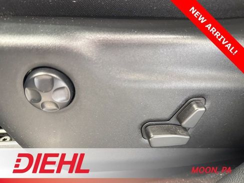 Used 2021 Jeep Grand Cherokee Limited image 21