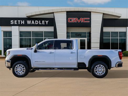 Used 2021 GMC Sierra 2500 SLT w/ SLT Preferred Package image 4