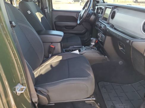 Used 2021 Jeep Wrangler Unlimited Sport image 22