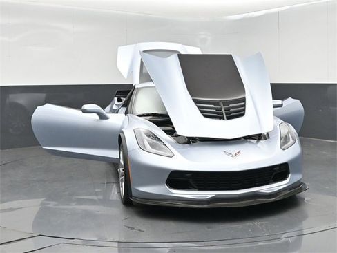 Used 2017 Chevrolet Corvette Z06 image 59