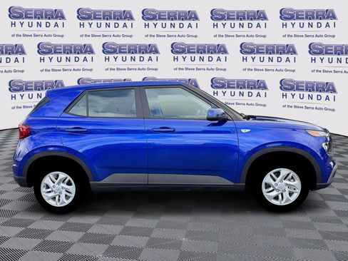 New 2026 Hyundai Venue SE image 9